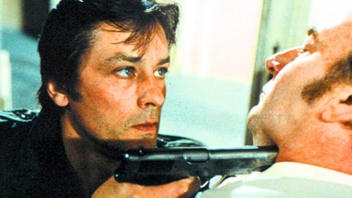 Хлёсткий криминальный триллер с Аленом Делоном / Смерть негодяя